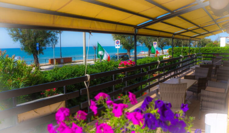 Hotel vista mare a Terracina